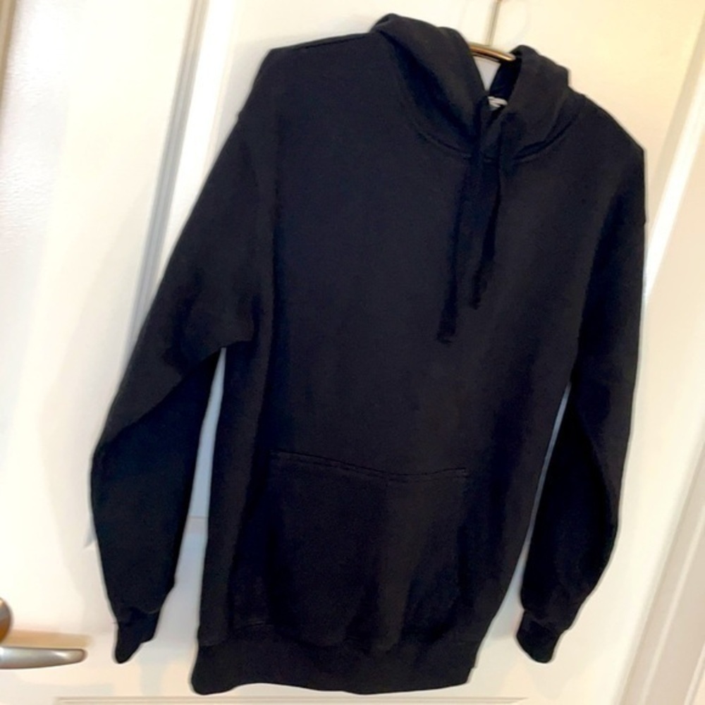 GARAGE | Women’s Black Plain Hooded Sweatshirt Size Small Petite (SP)